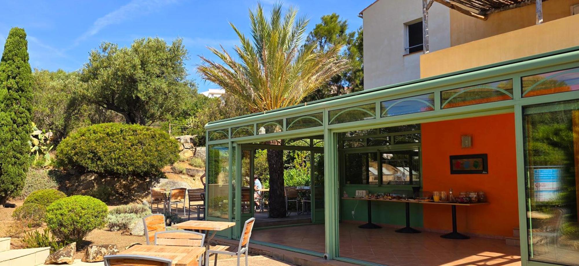 Hotel Cala Di L'Oru LʼÎle-Rousse Екстериор снимка