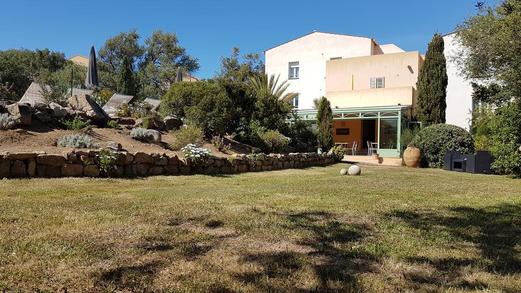 Hotel Cala Di L'Oru LʼÎle-Rousse Екстериор снимка