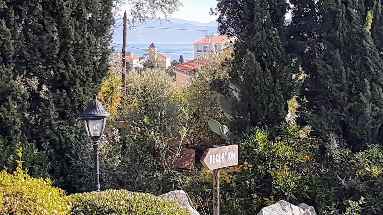 Hotel Cala Di L'Oru LʼÎle-Rousse Екстериор снимка